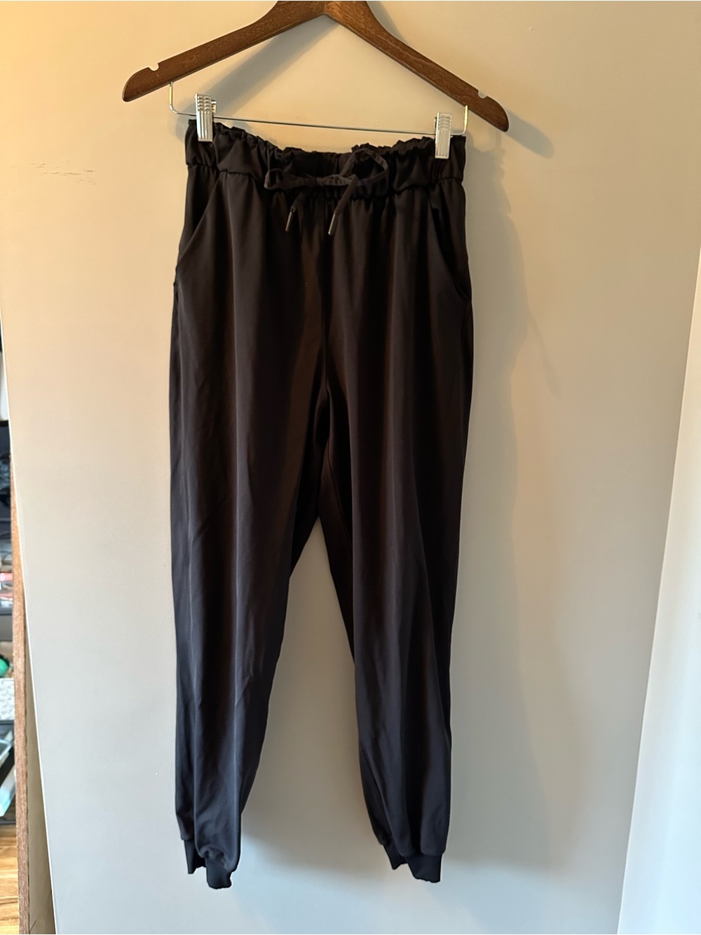 lululemon athletica Black Women's Jogger Track Pants